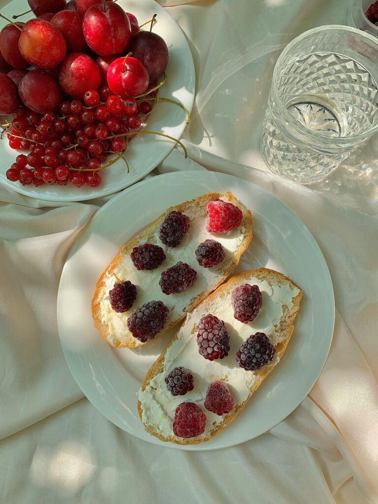 10 Refreshing Pregnancy Snacks for Hot Summer Days